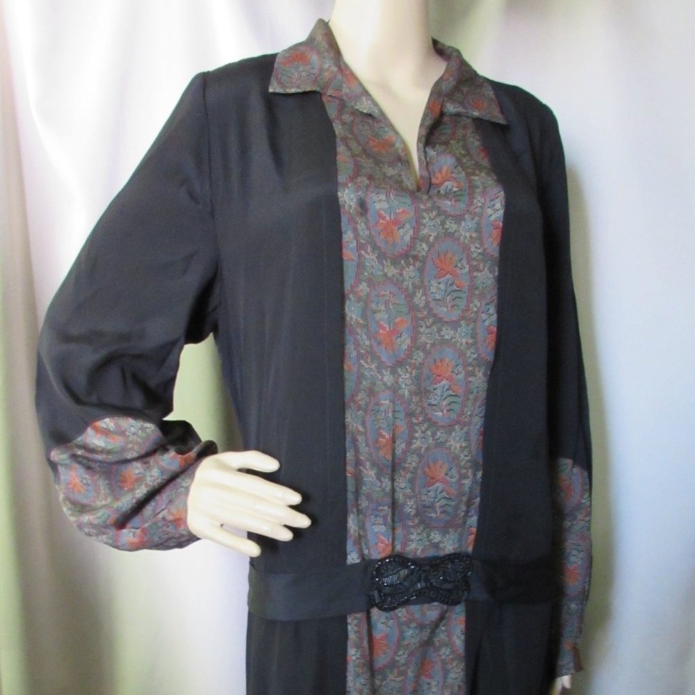 SALE Antique Dress Black Crepe Tapestry Pattern Early 20th Century - Picture 2 of 11